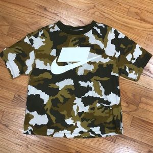 Nike Camouflage t shirt!